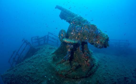 Sardinien - Das Wrack der KT 12