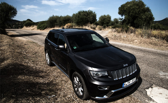 Am besten mit dem Auto erkunden: Sardinien